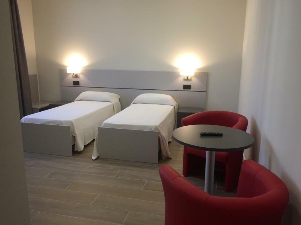 Roma Rooms أنكونا المظهر الخارجي الصورة
